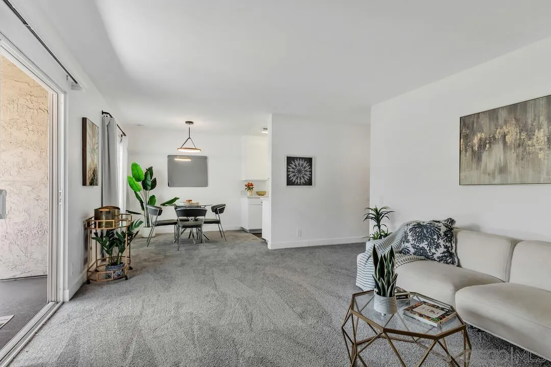 8515 Villa La Jolla Drive Unit: C