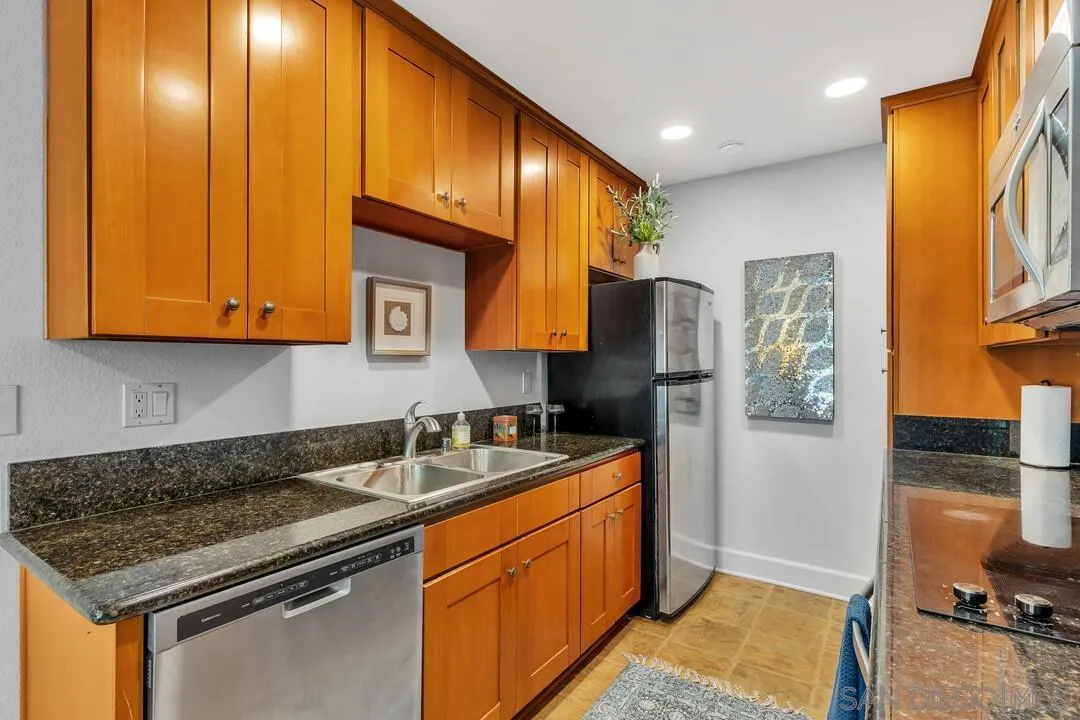 3116 Via Alicante Unit G