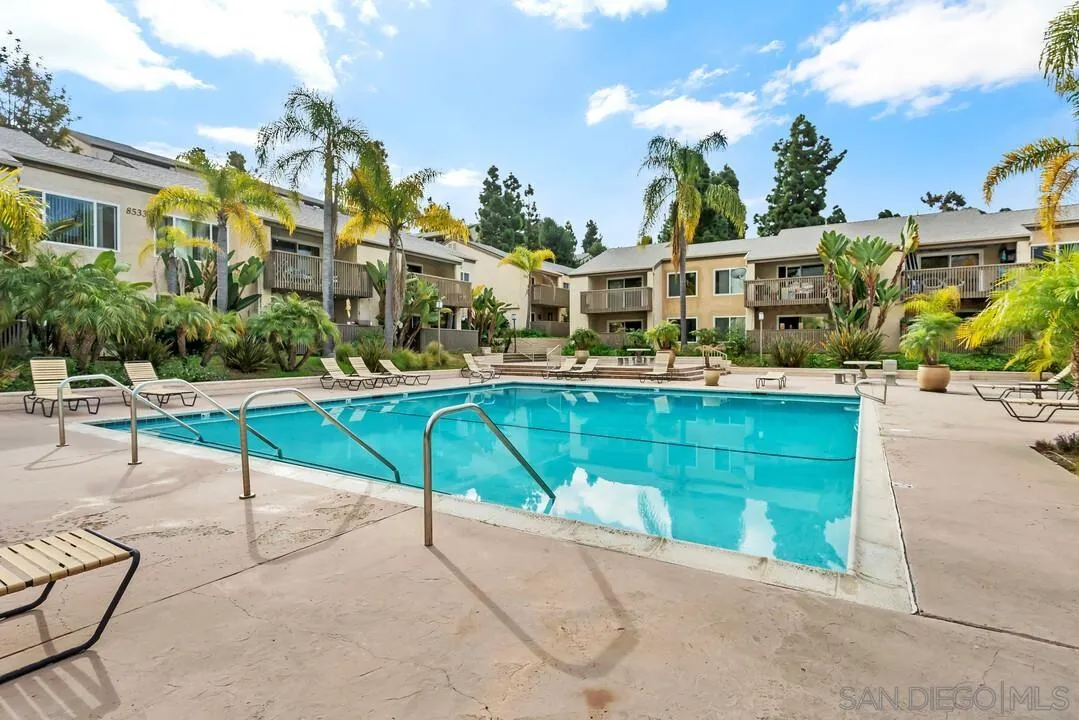 3116 Via Alicante Unit G