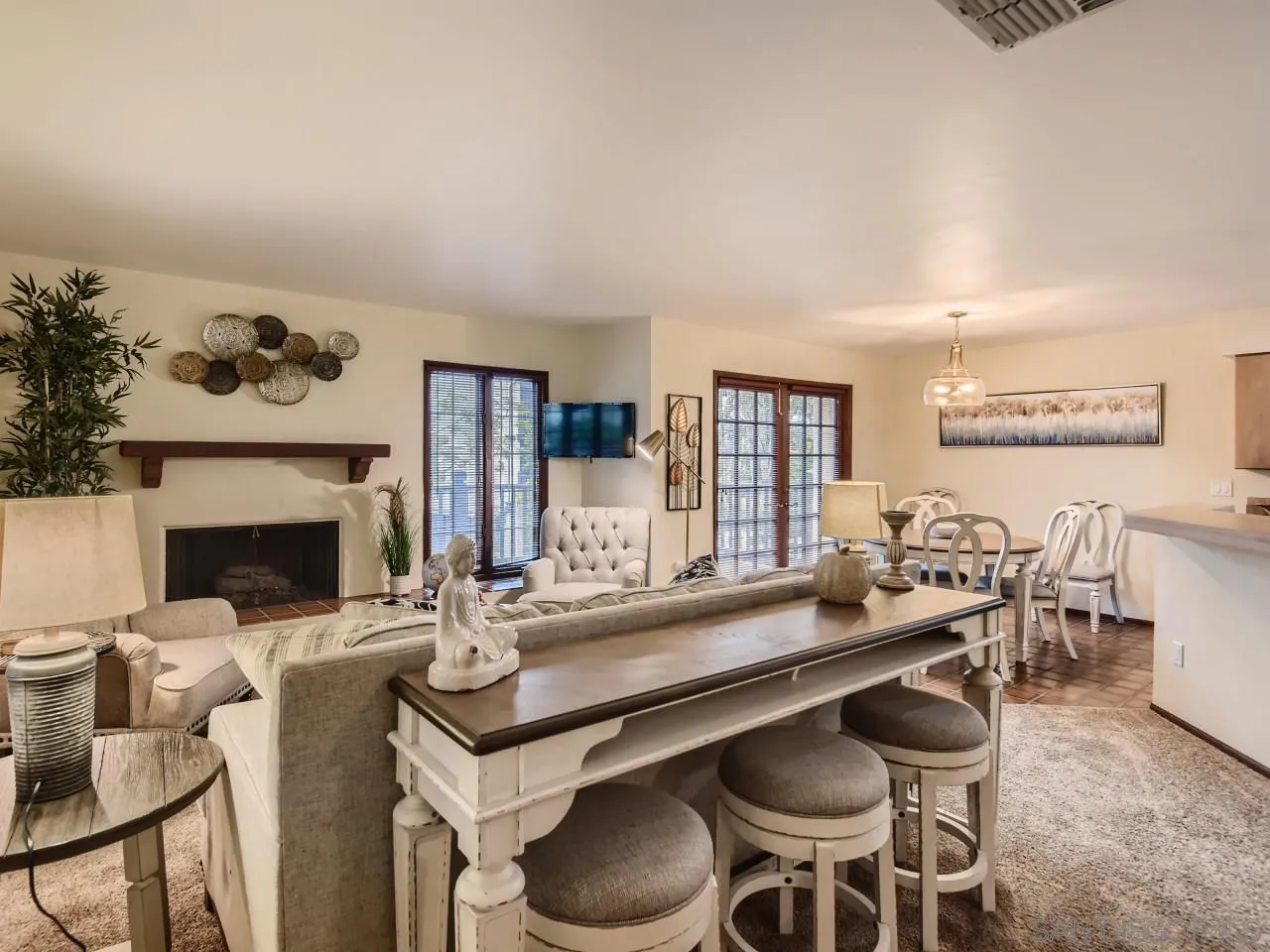 8694 Villa La Jolla Drive Unit: 1