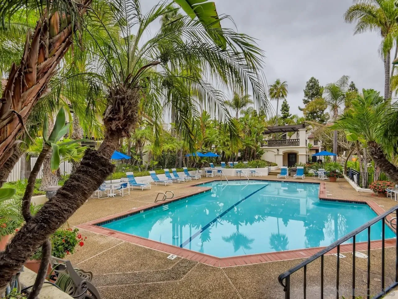 8694 Villa La Jolla Drive Unit: 1