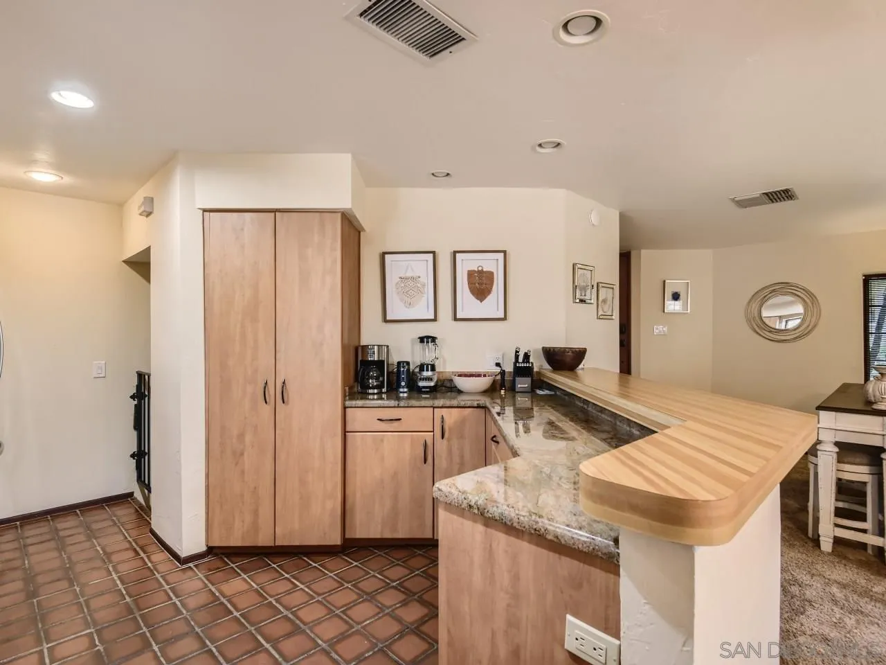 8694 Villa La Jolla Drive Unit: 1