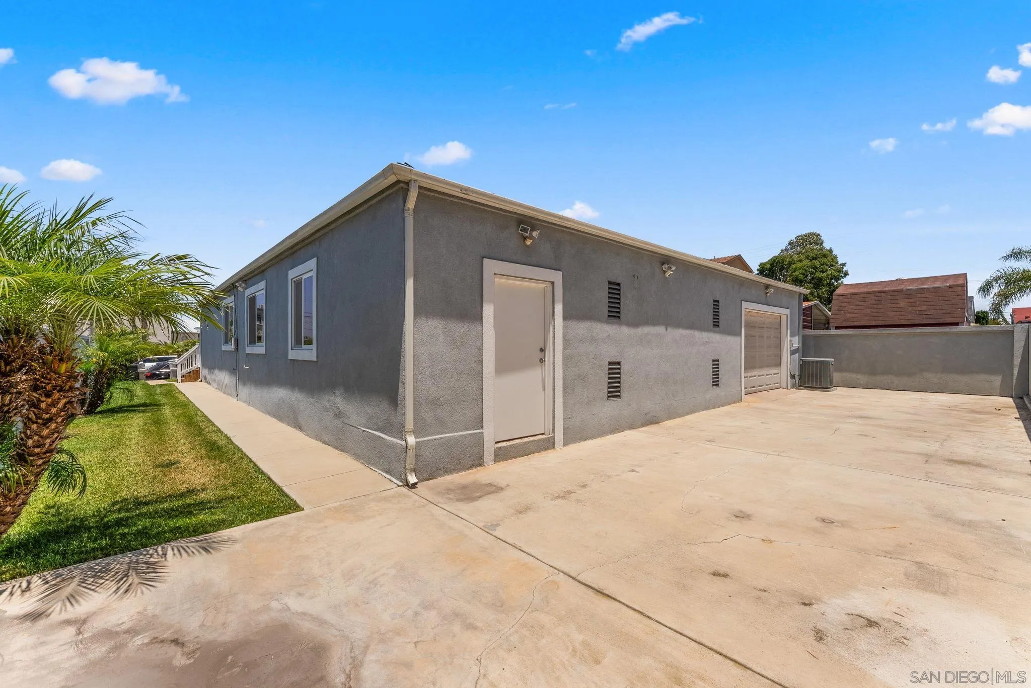 246 E 26th Street