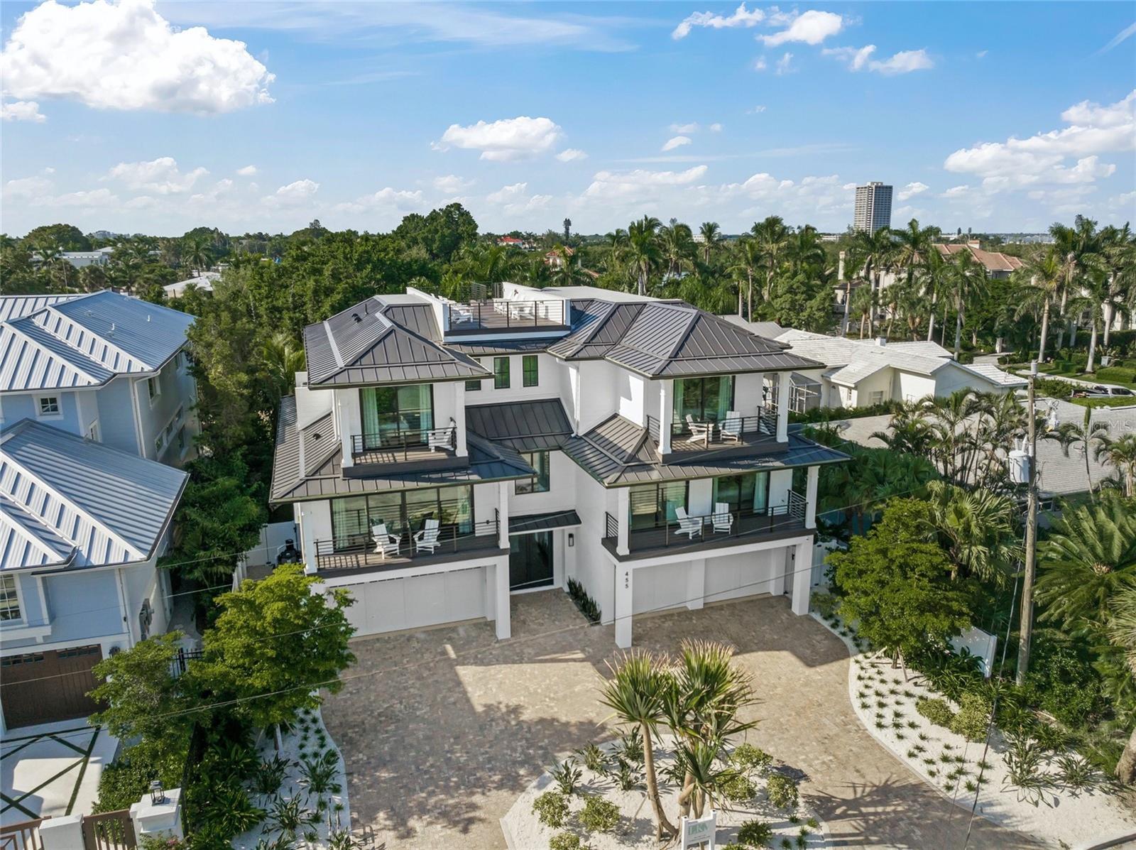 455 CLEVELAND DR