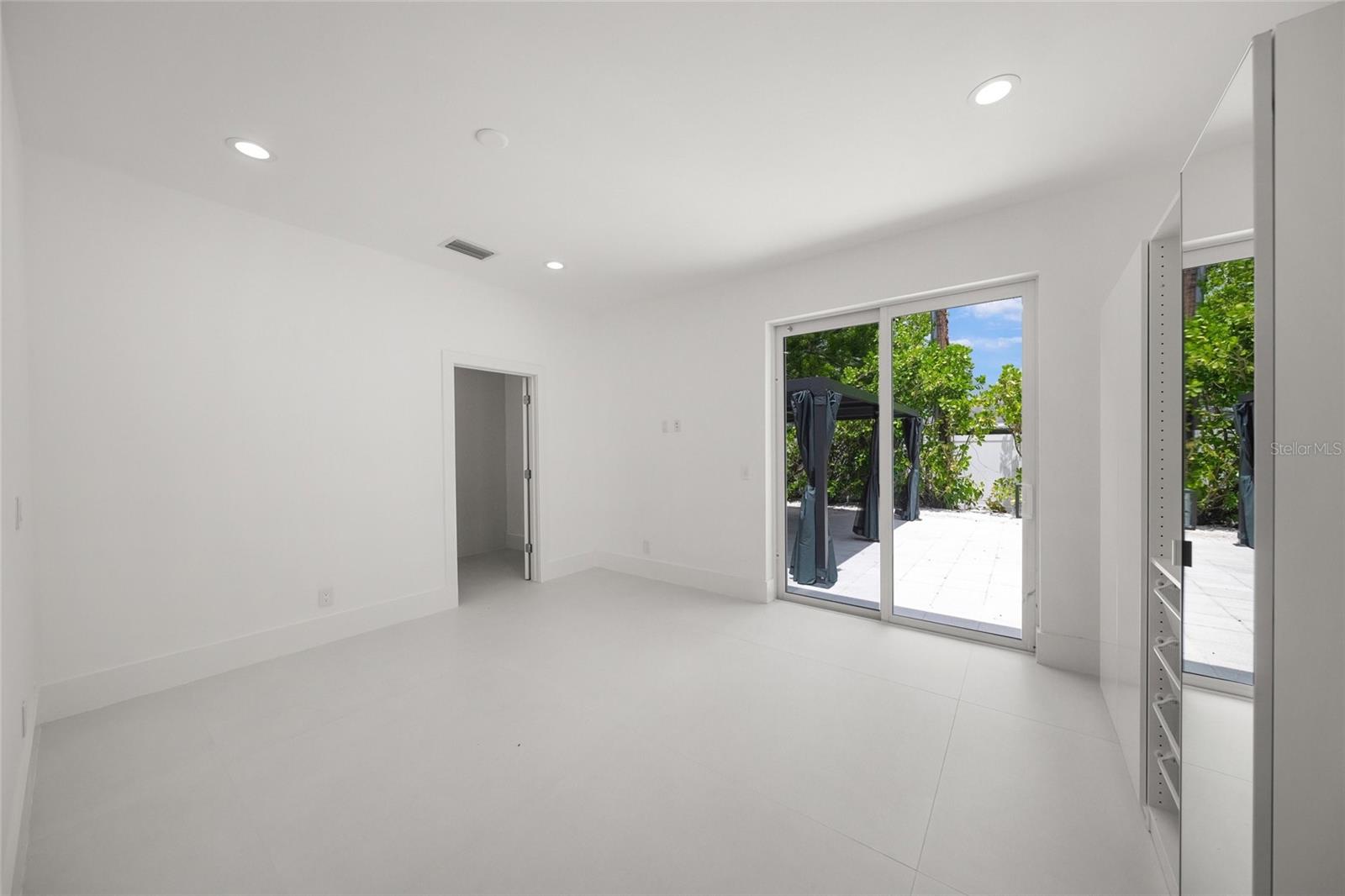 3500 BAY SHORE RD