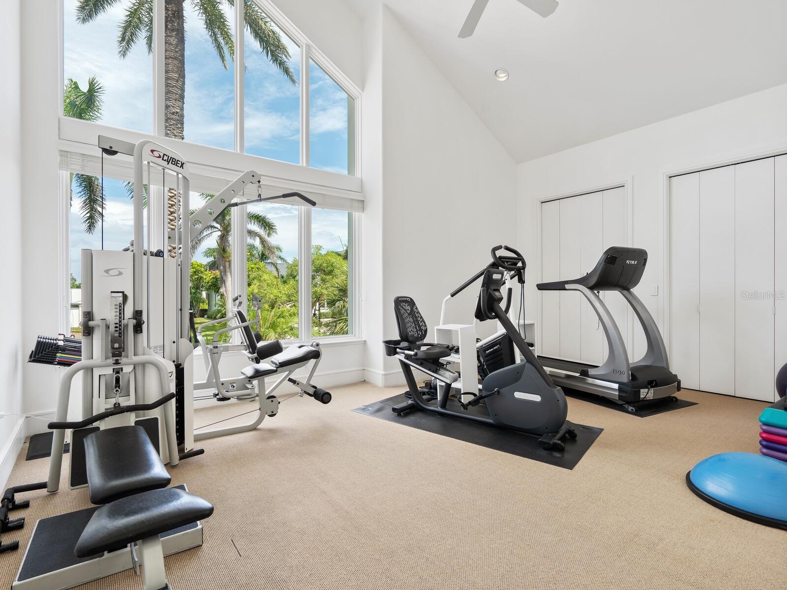 661 MOURNING DOVE DR