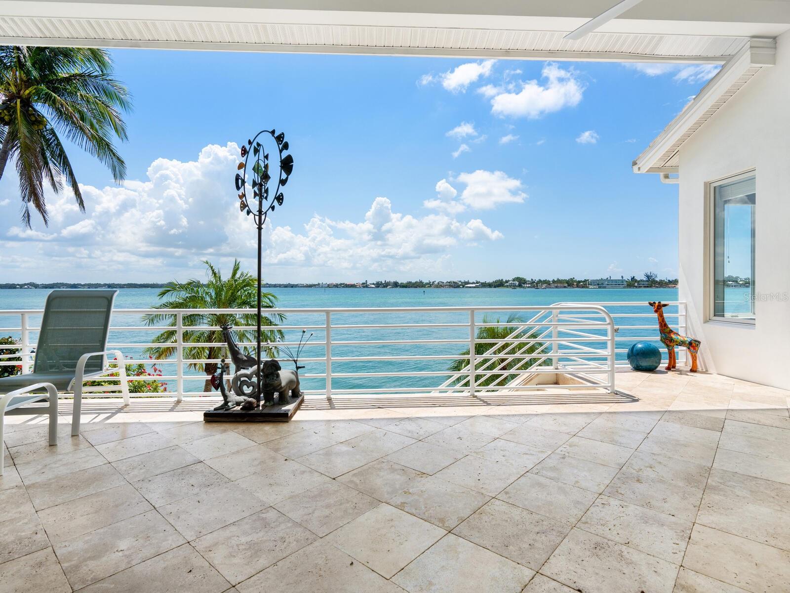 661 MOURNING DOVE DR