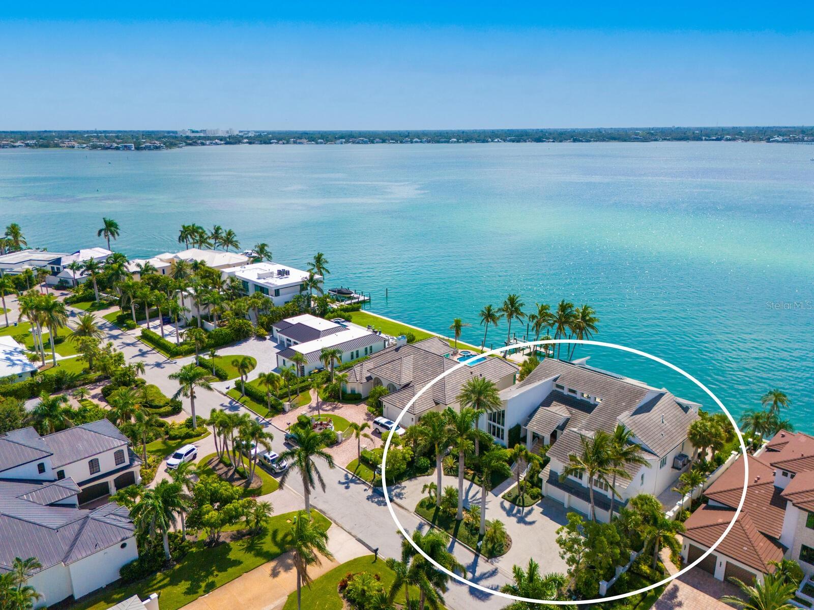 661 MOURNING DOVE DR