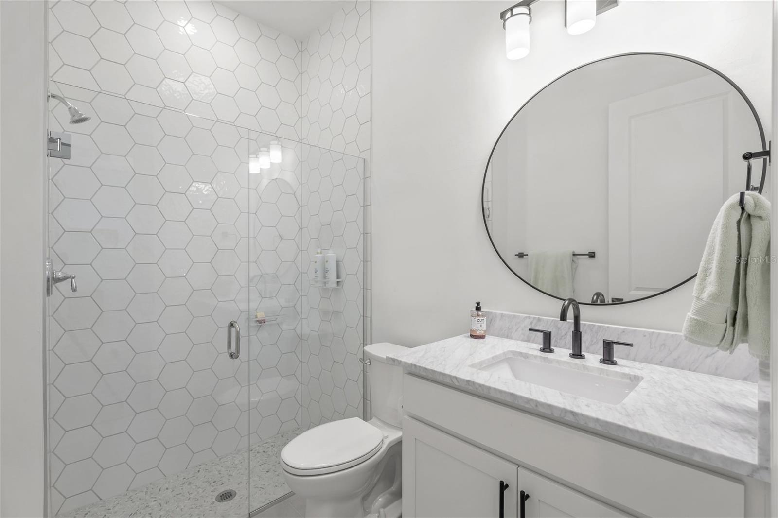 7765 GRANDE SHORES DR