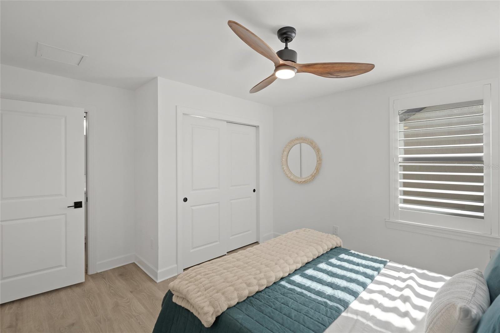 7765 GRANDE SHORES DR