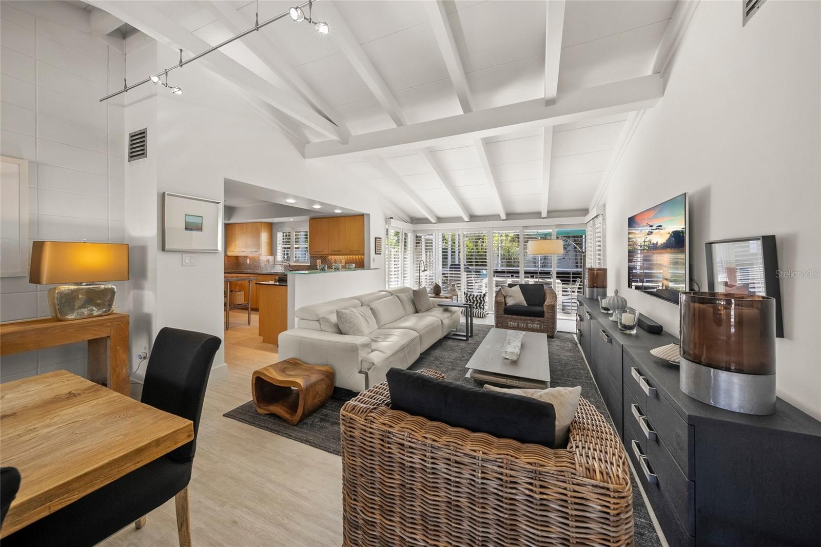 1780 SPRING CREEK DR