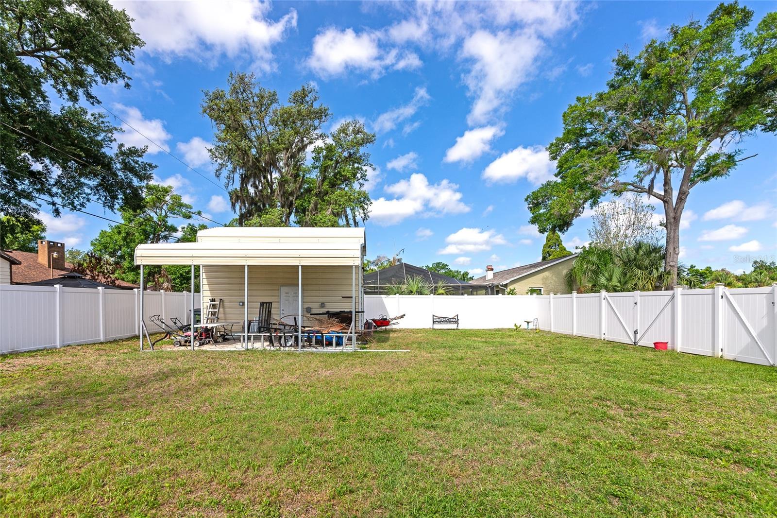 1403 VIOLA DR