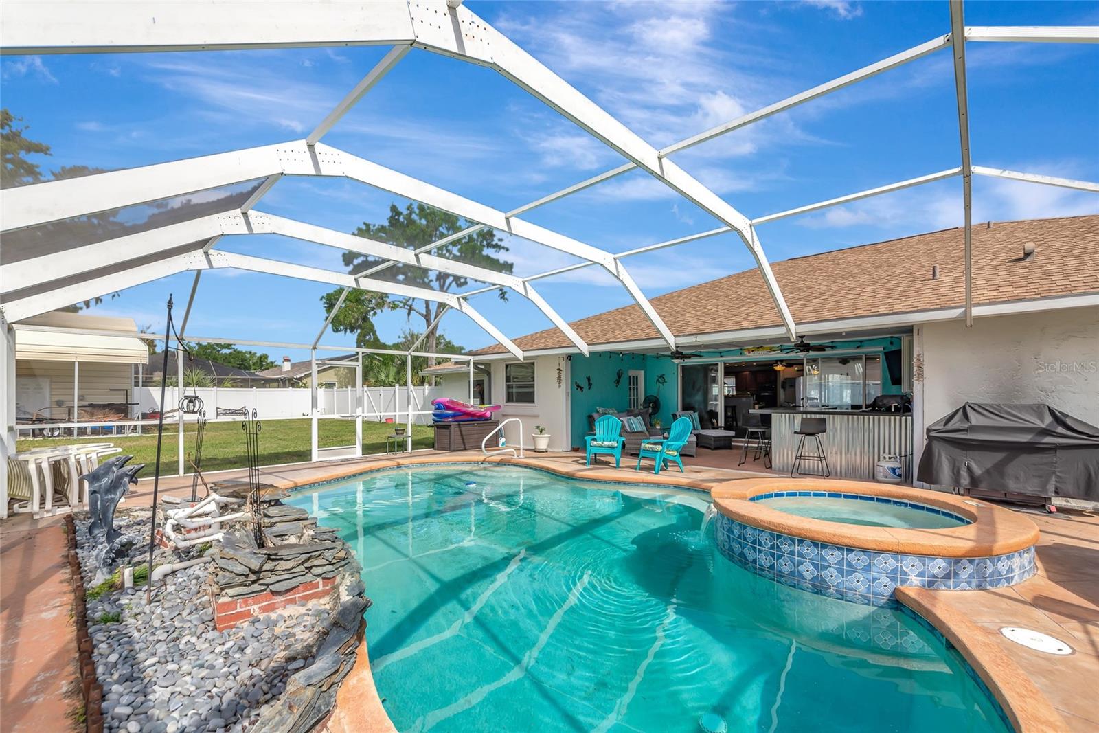 1403 VIOLA DR