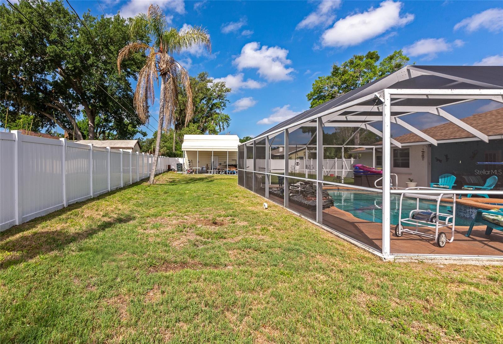 1403 VIOLA DR