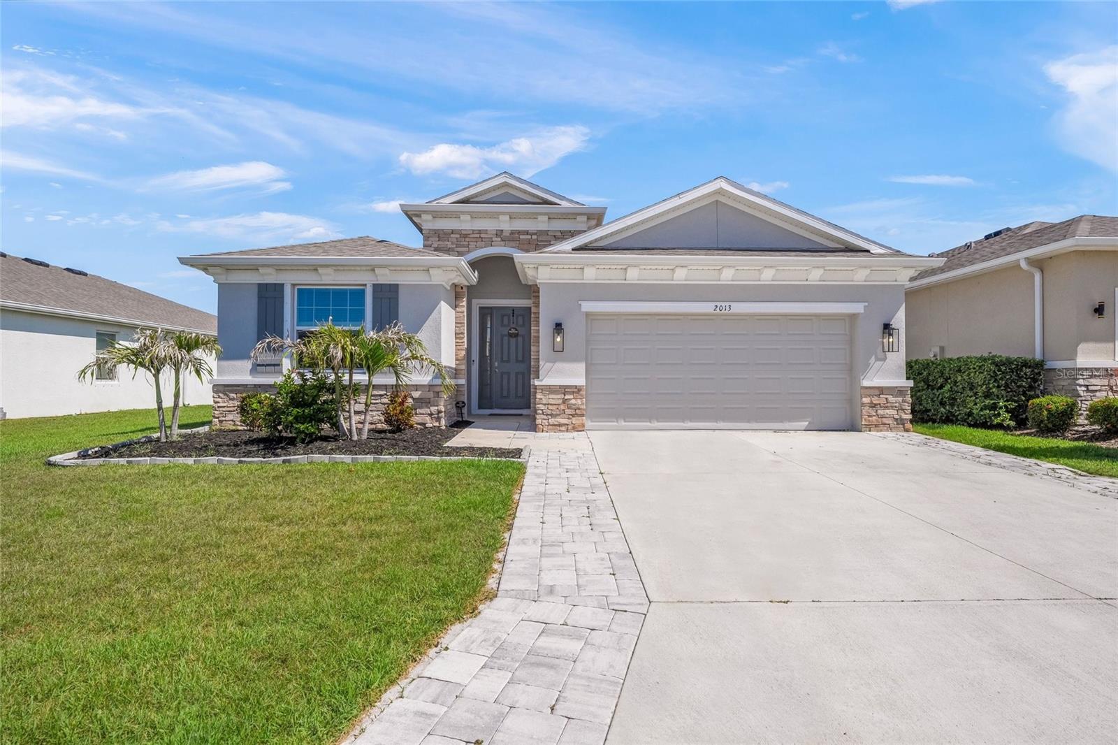 2013 MIDNIGHT PEARL DR