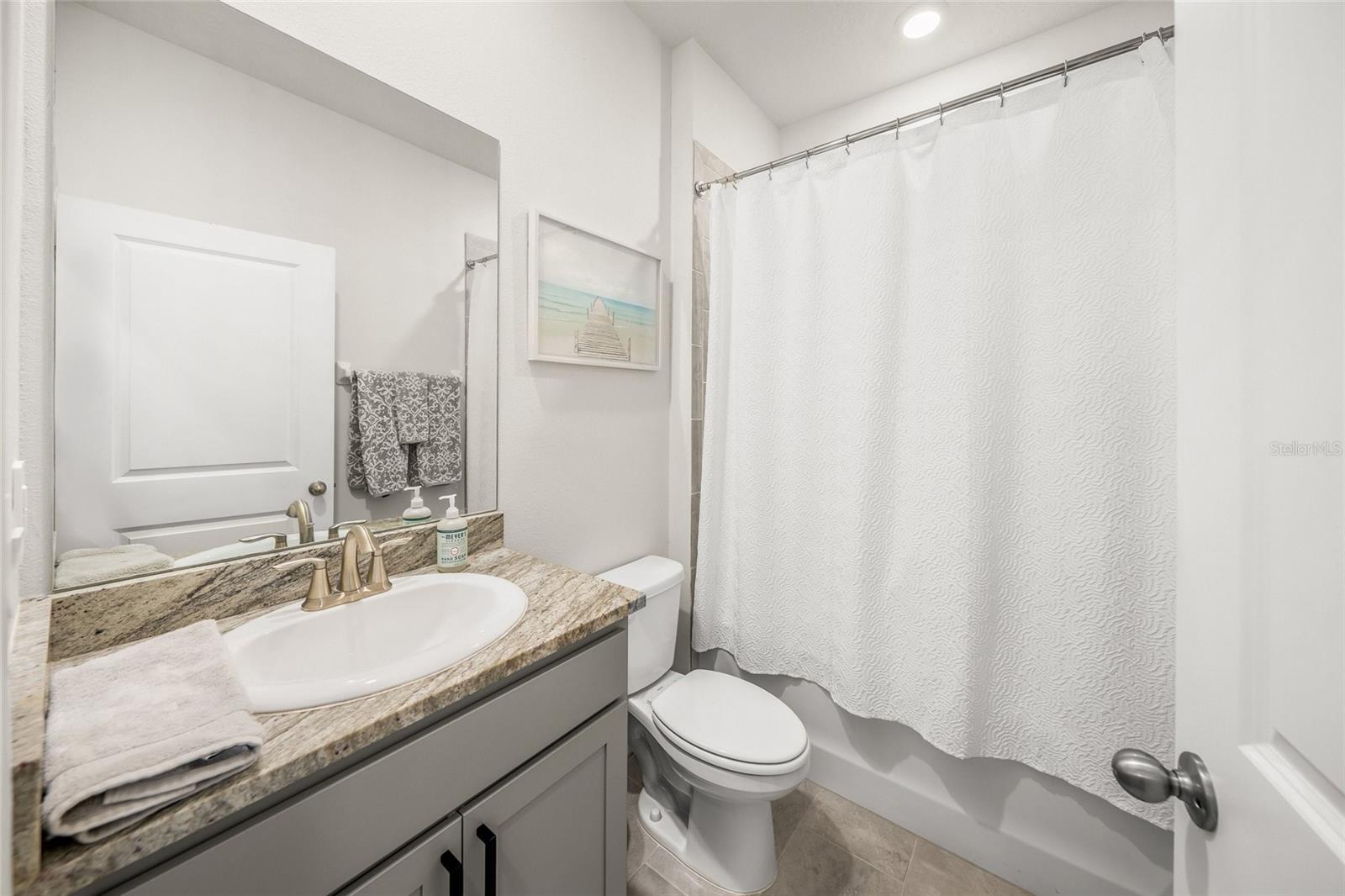 2013 MIDNIGHT PEARL DR
