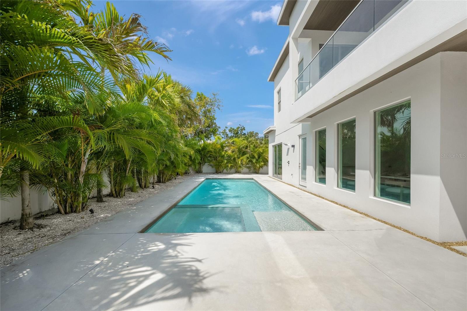 2532 FRUIT TREE DR
