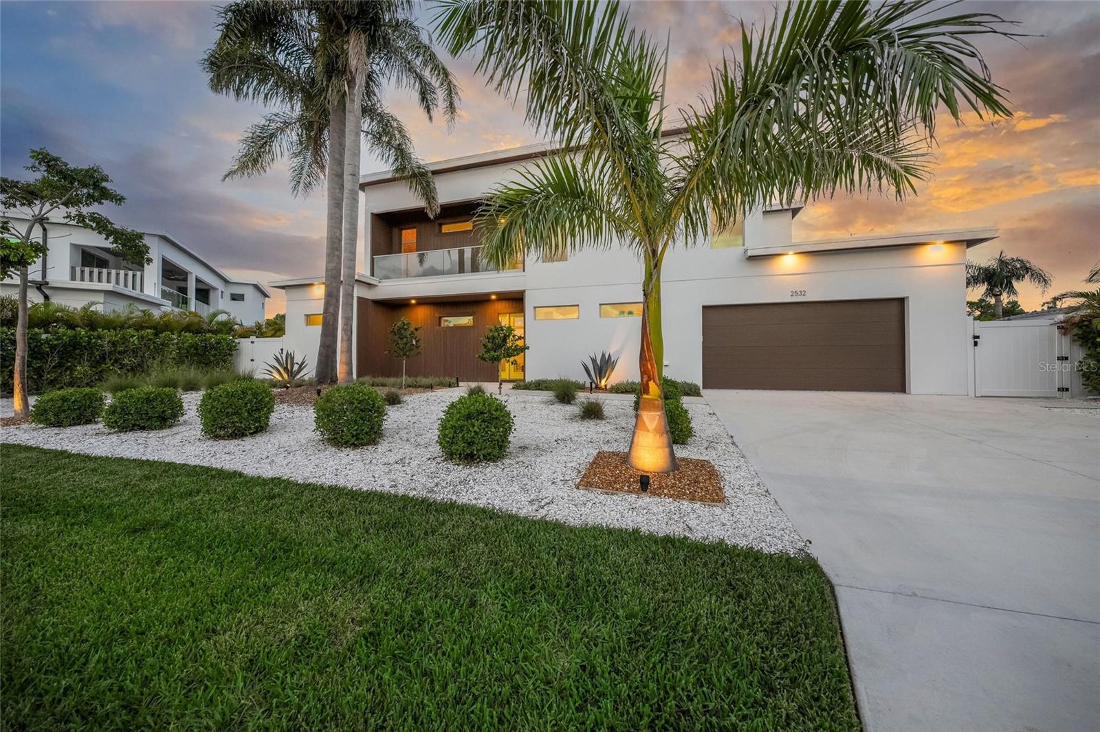 2532 FRUIT TREE DR