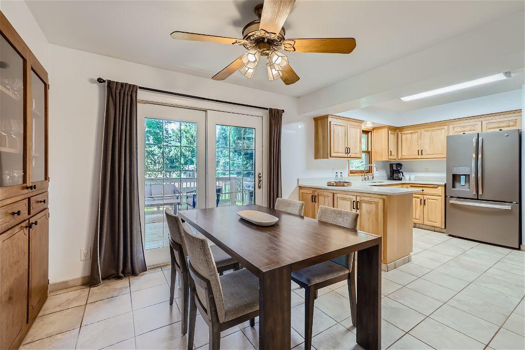 908 County Road C2 W
