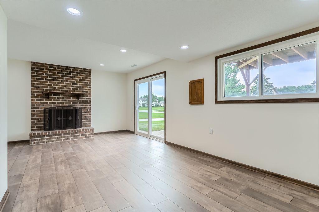 15732 Griffon Court