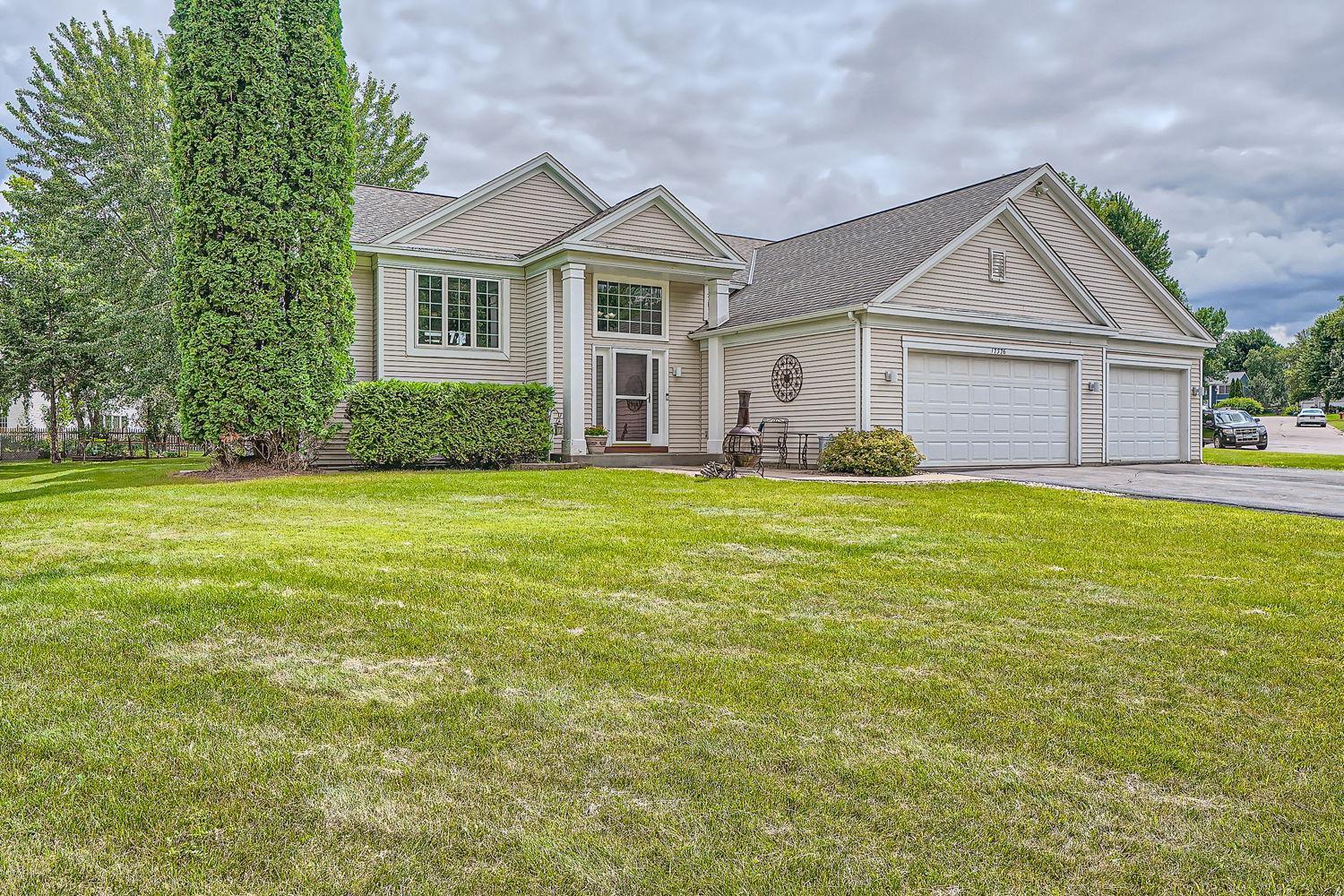 17376 Homestead Trail