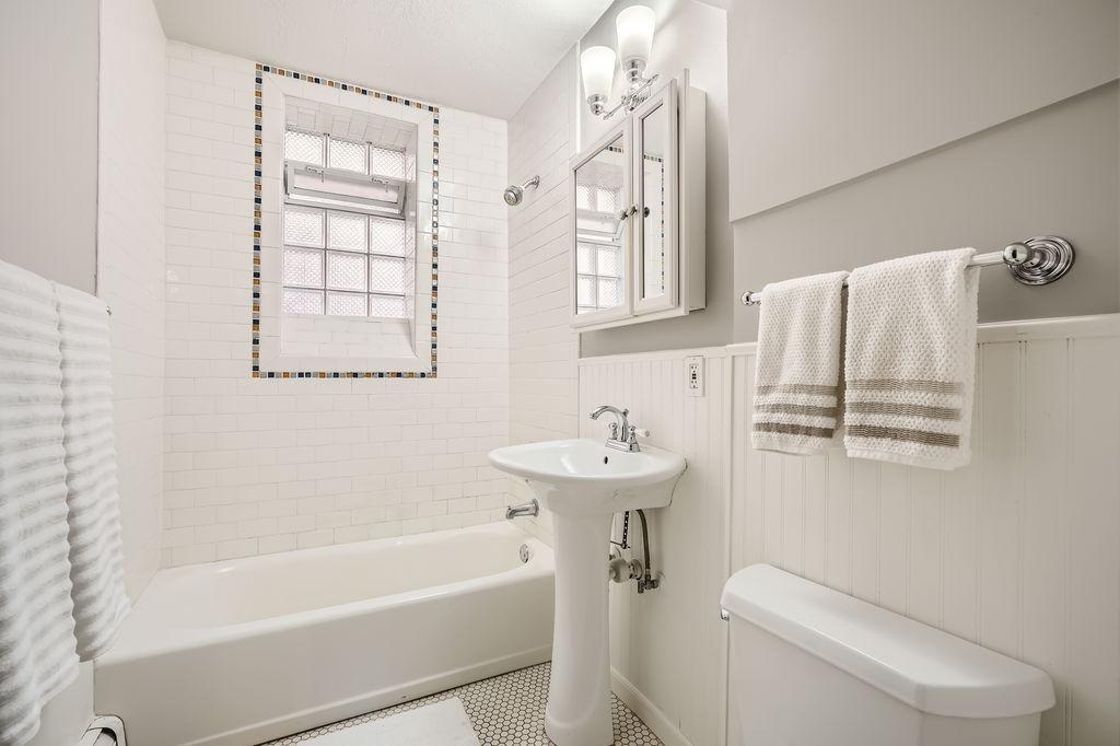4701 Grand Avenue S Unit: 5