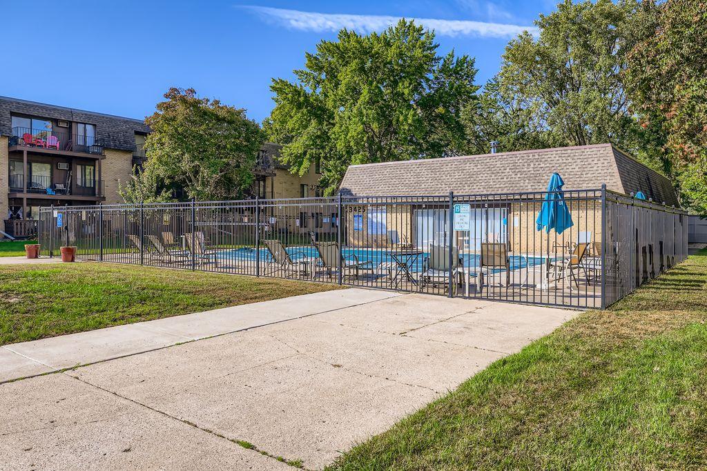 3461 Kent Street Unit: 1002