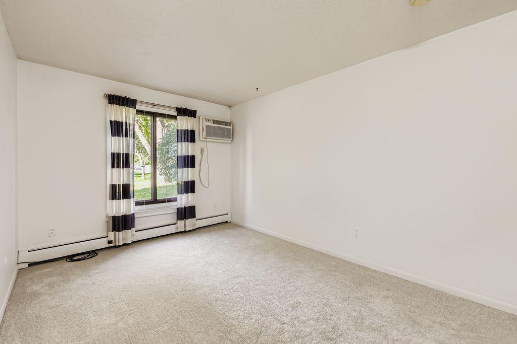 3461 Kent Street Unit: 1002