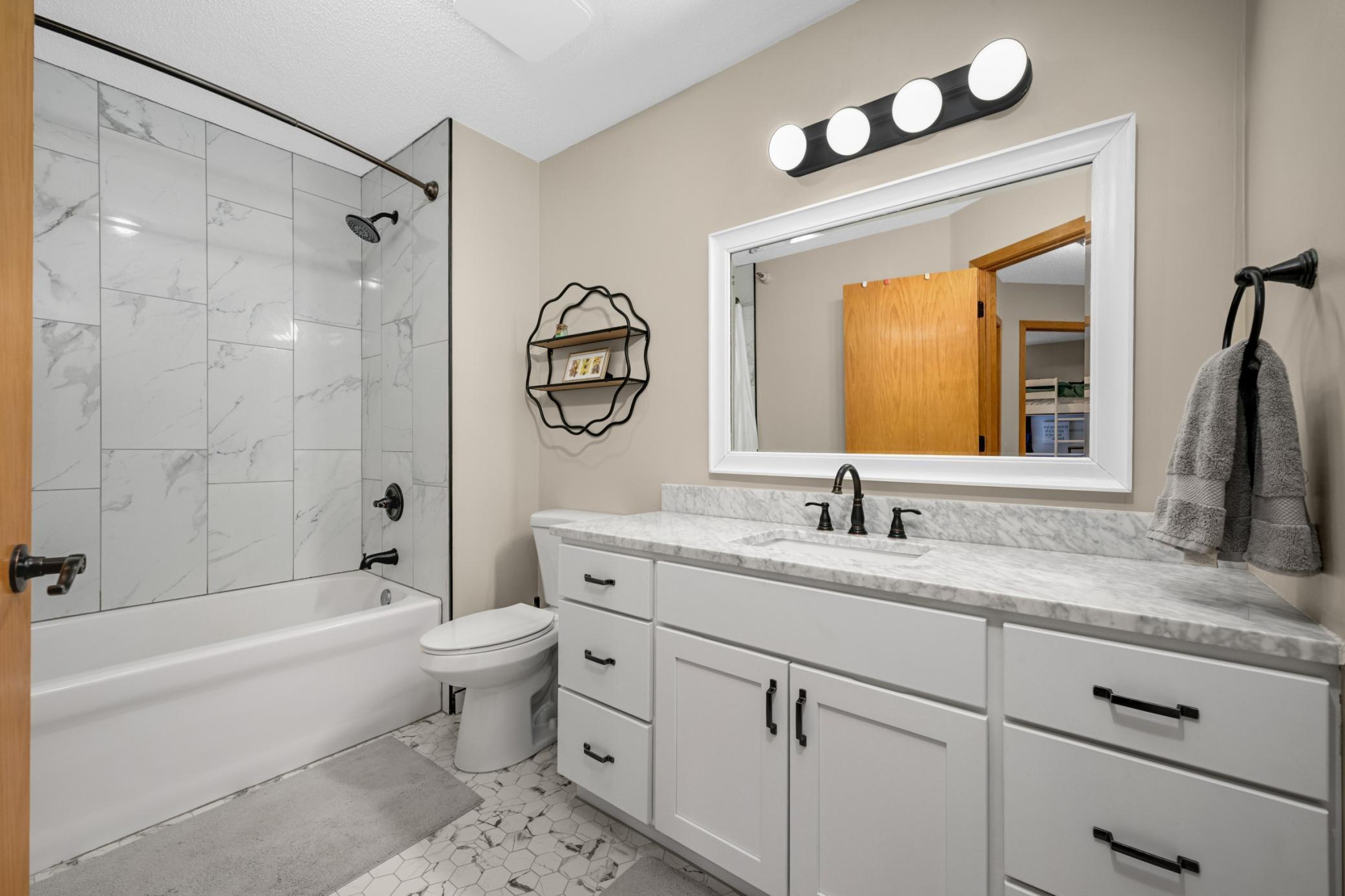 18081 Settlers Way