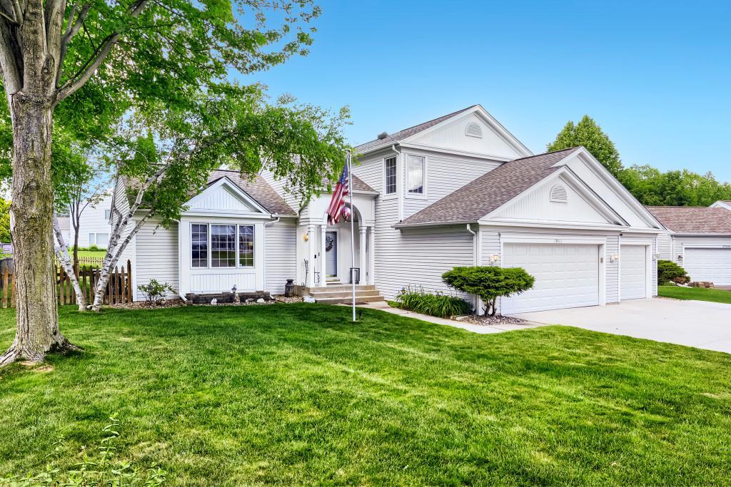 17411 Honeysuckle Court