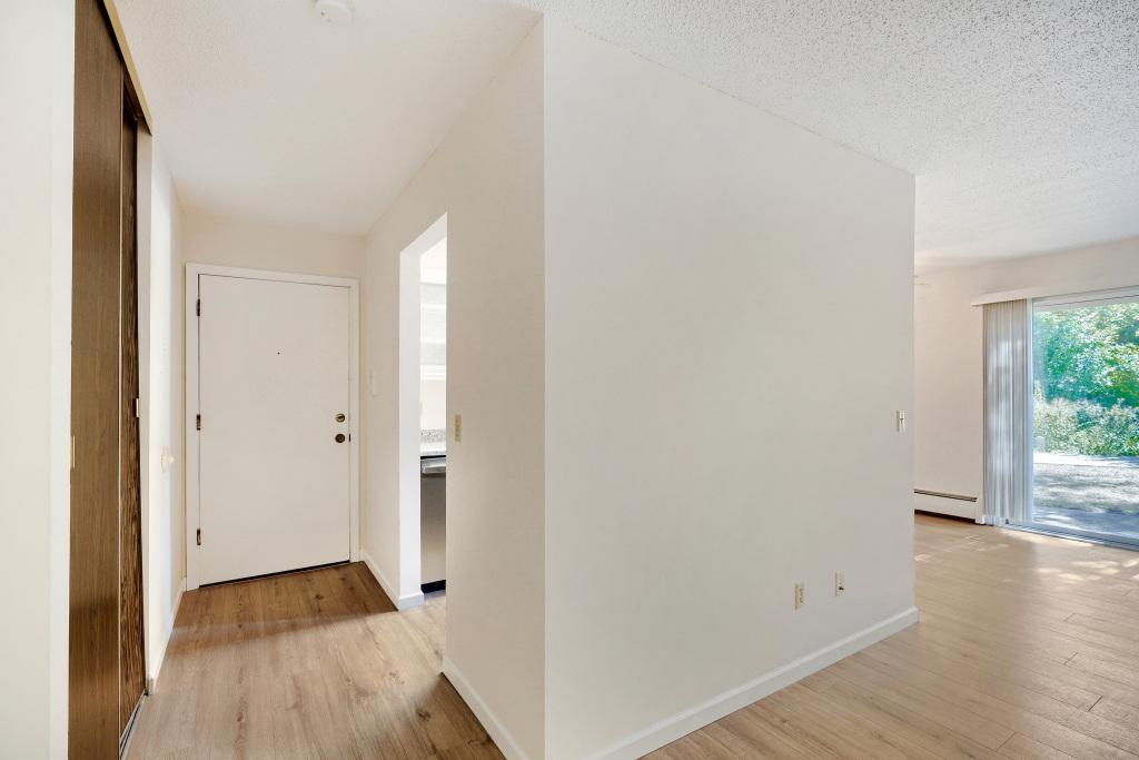 708 Old Settlers Trail Unit: 2