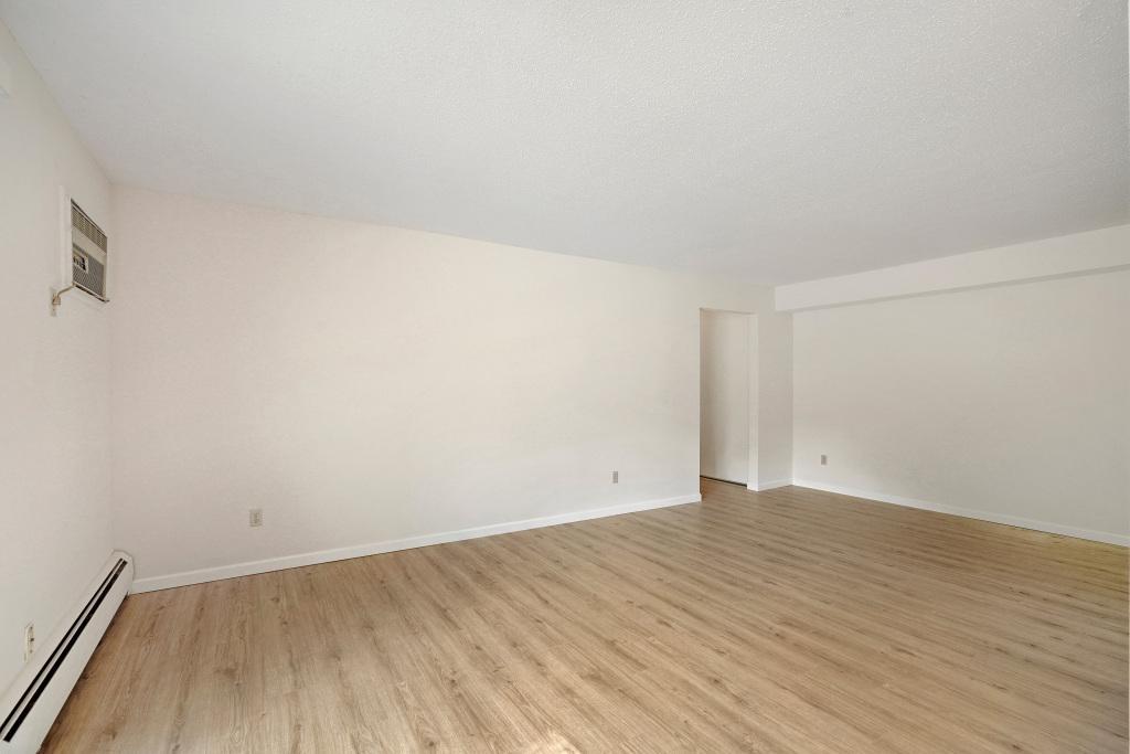 708 Old Settlers Trail Unit: 2