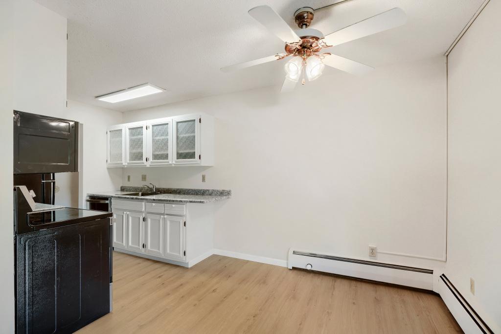 708 Old Settlers Trail Unit: 2