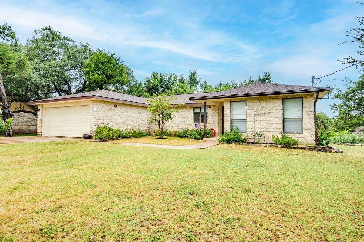 104 Clear Springs RD