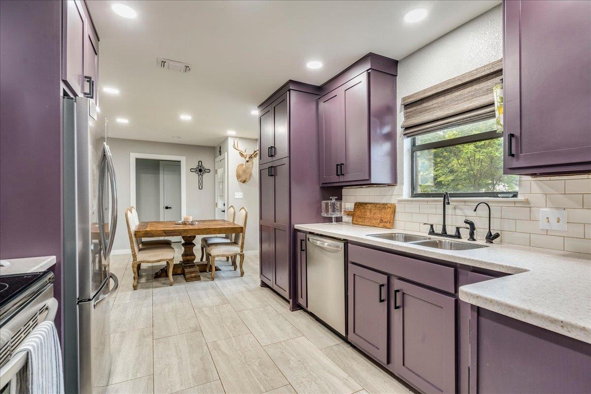 104 Clear Springs RD