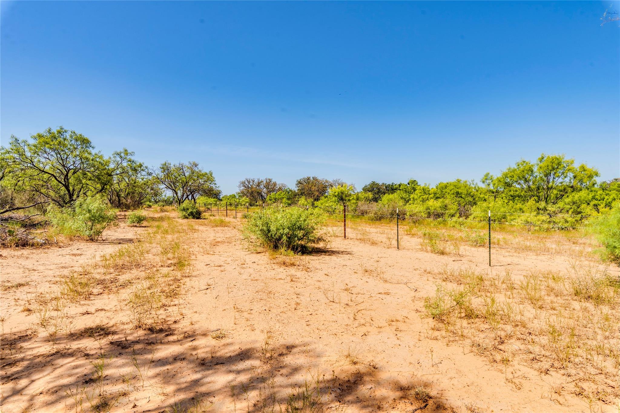 1099 County Road 247, Rochelle