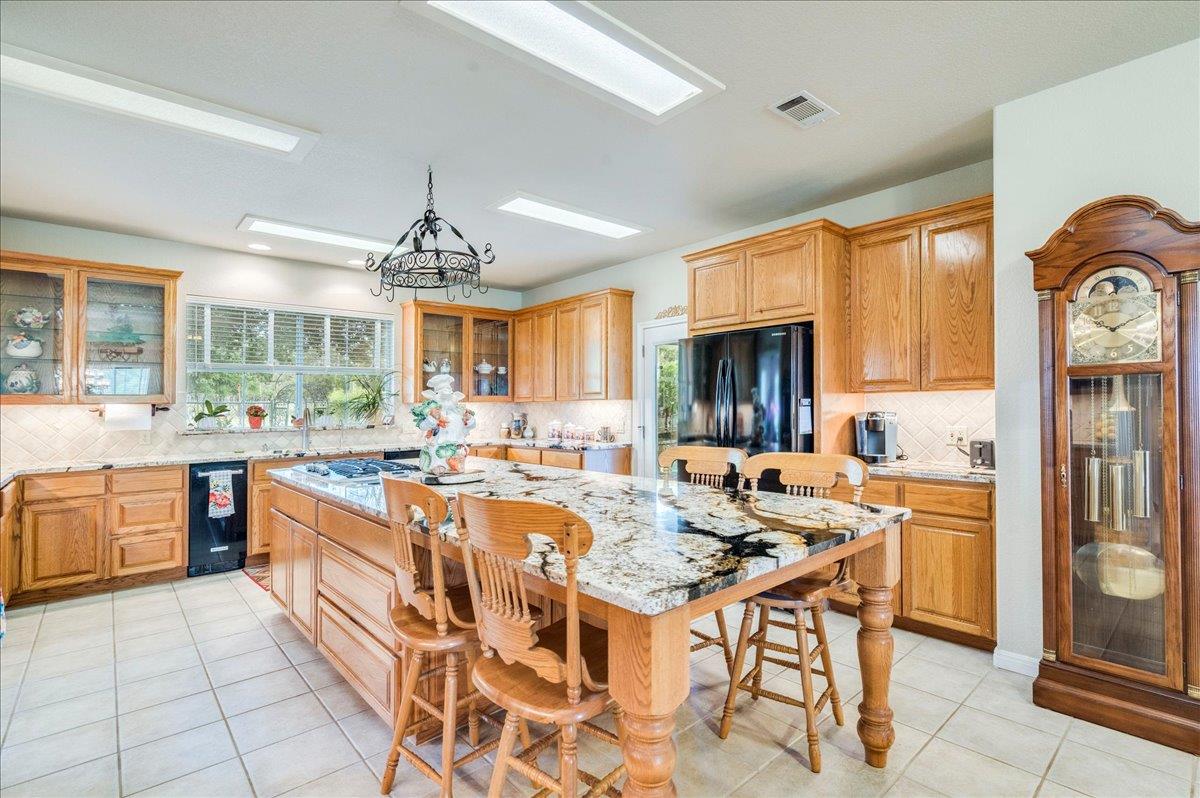 264 N Showhorse DR, Liberty Hill