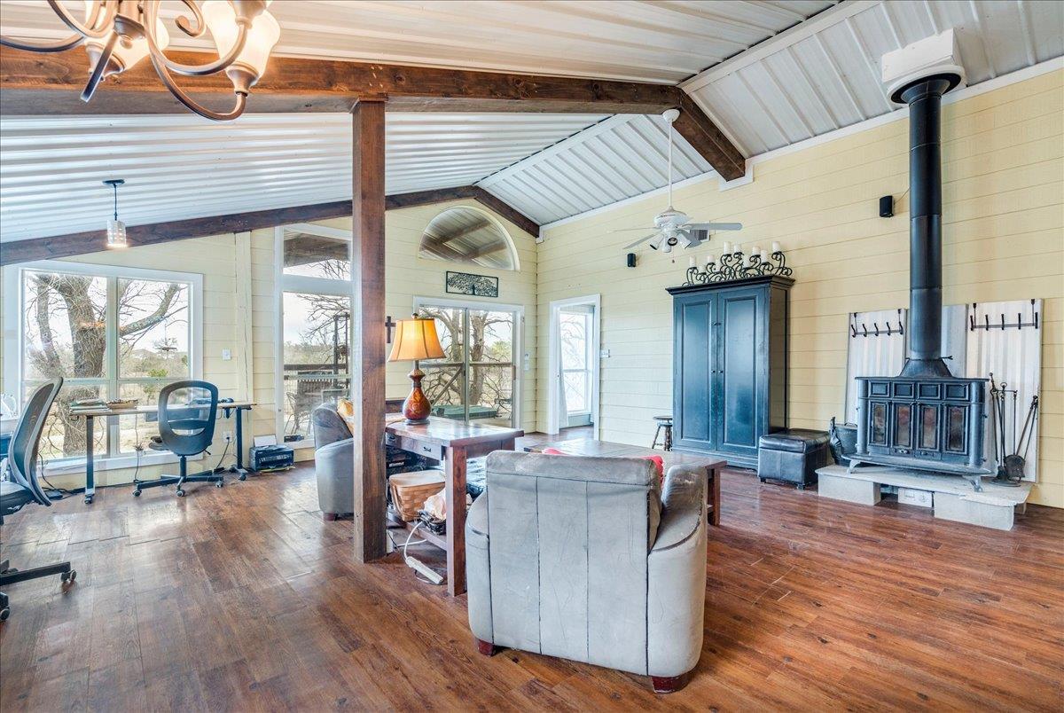 1409 Orchard DR