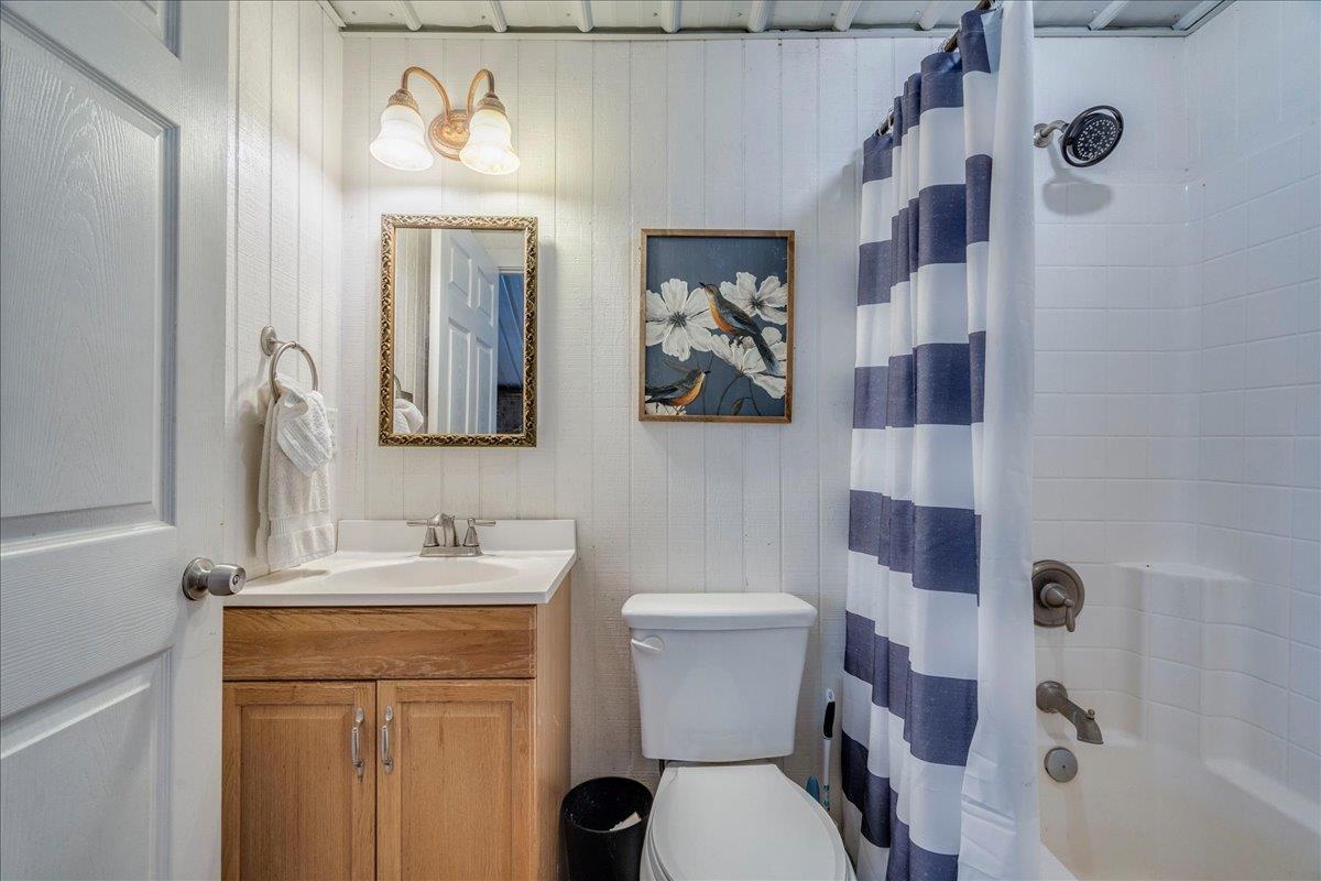 1409 Orchard DR