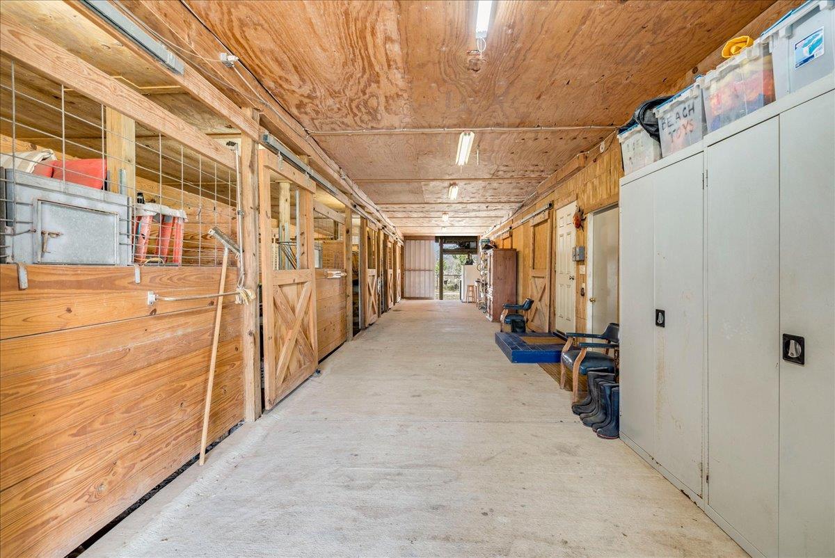 1409 Orchard DR