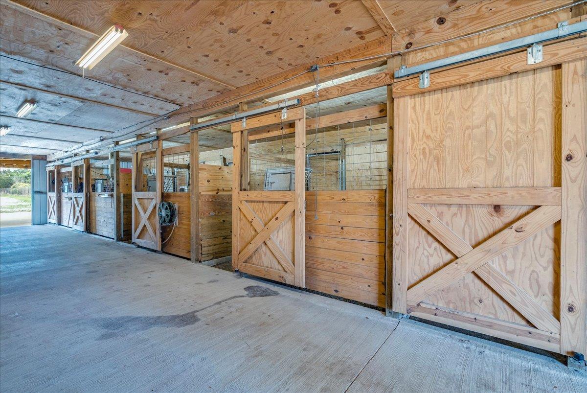 1409 Orchard DR