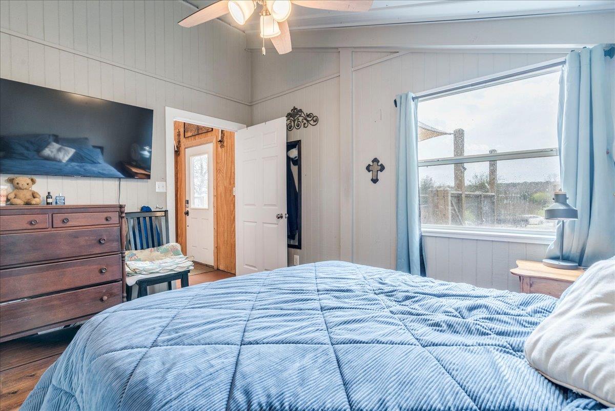 1409 Orchard DR
