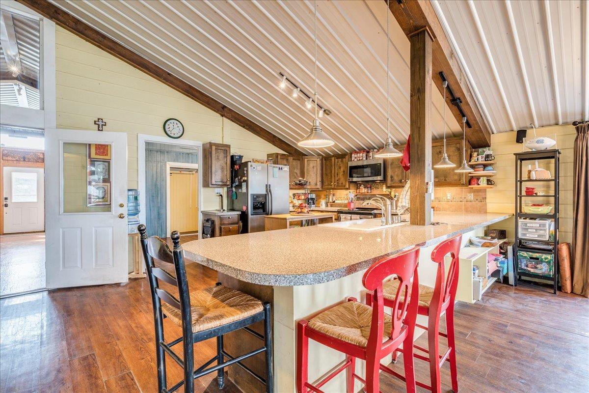 1409 Orchard DR