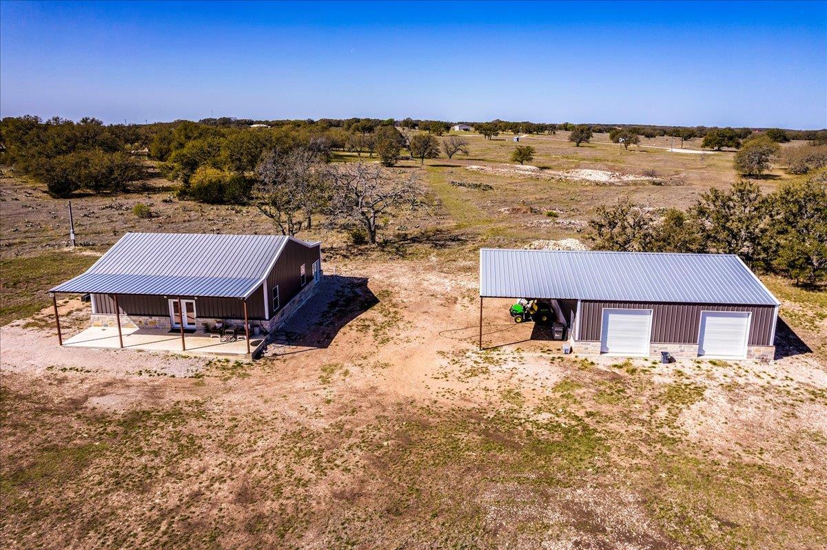 306 Blackbuck Ridge DR, Lampasas