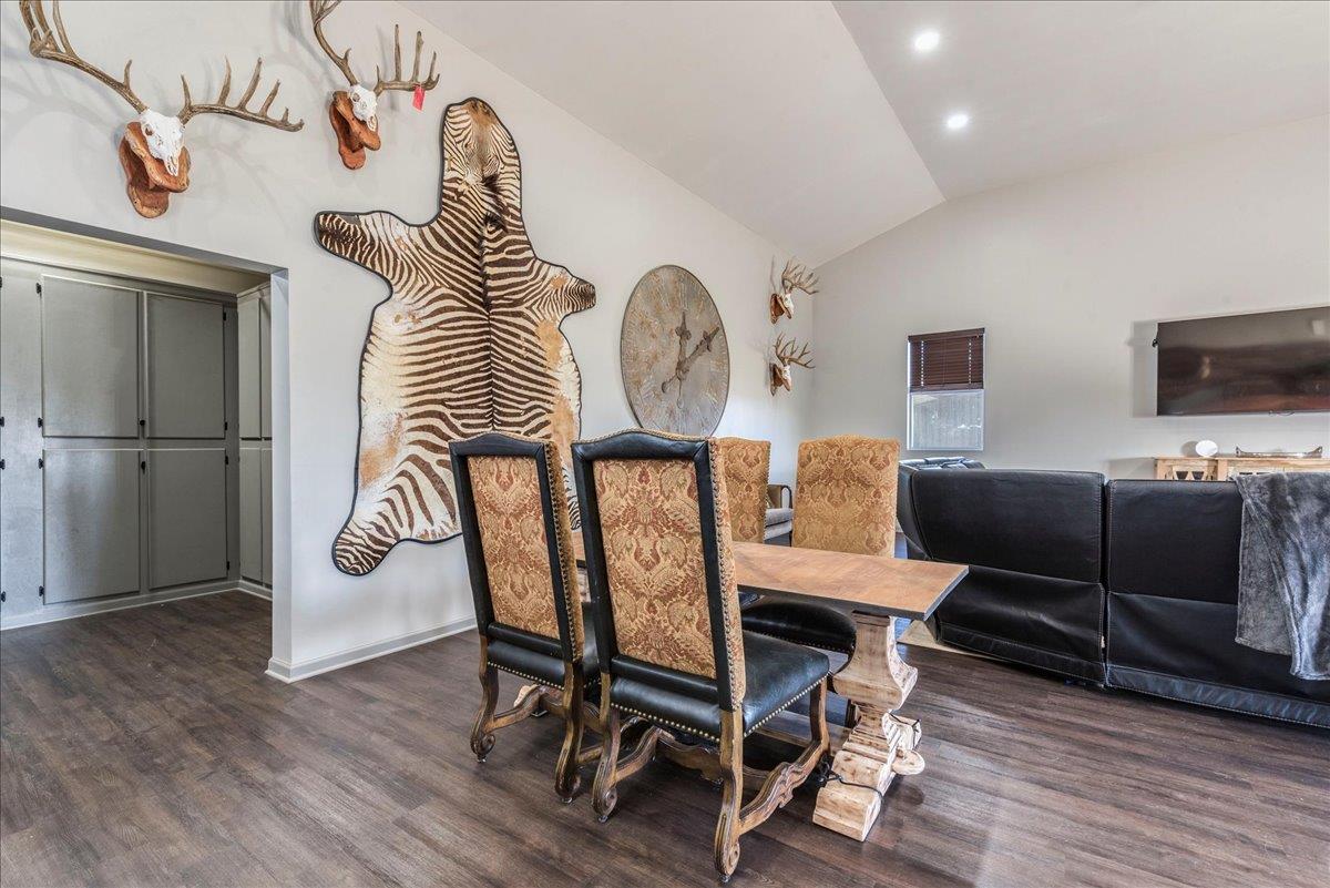 306 Blackbuck Ridge DR, Lampasas