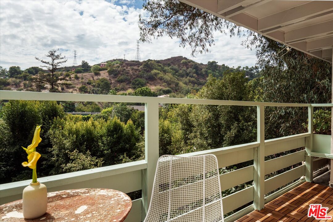 2764 Outpost Dr