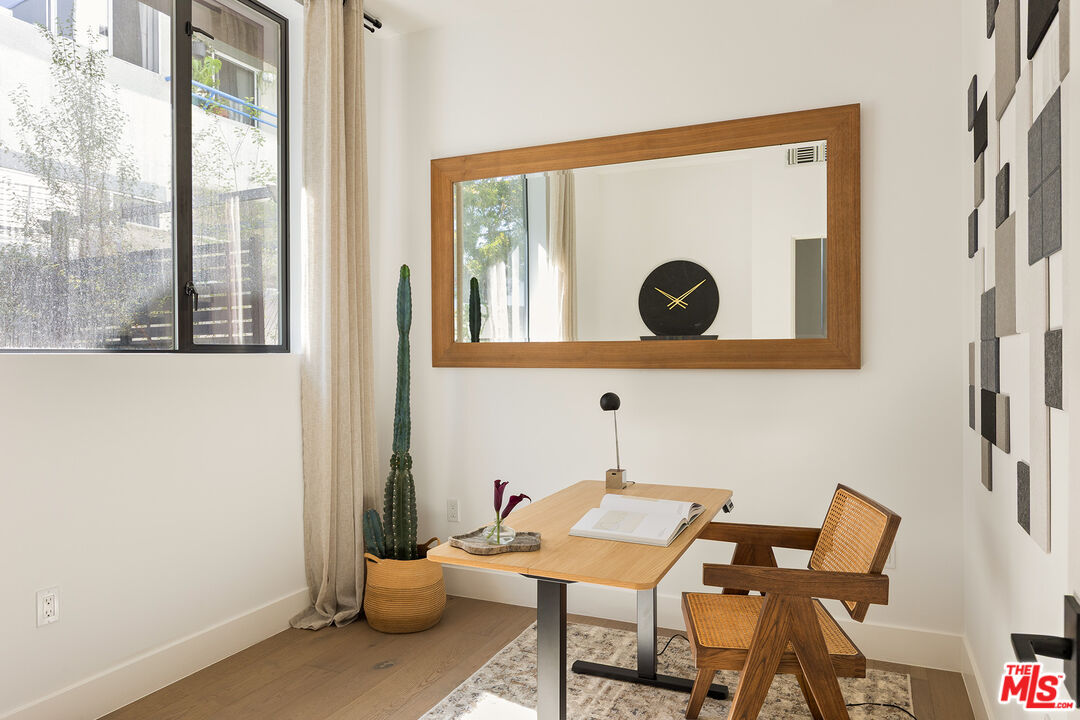 1927 18th St Unit: C