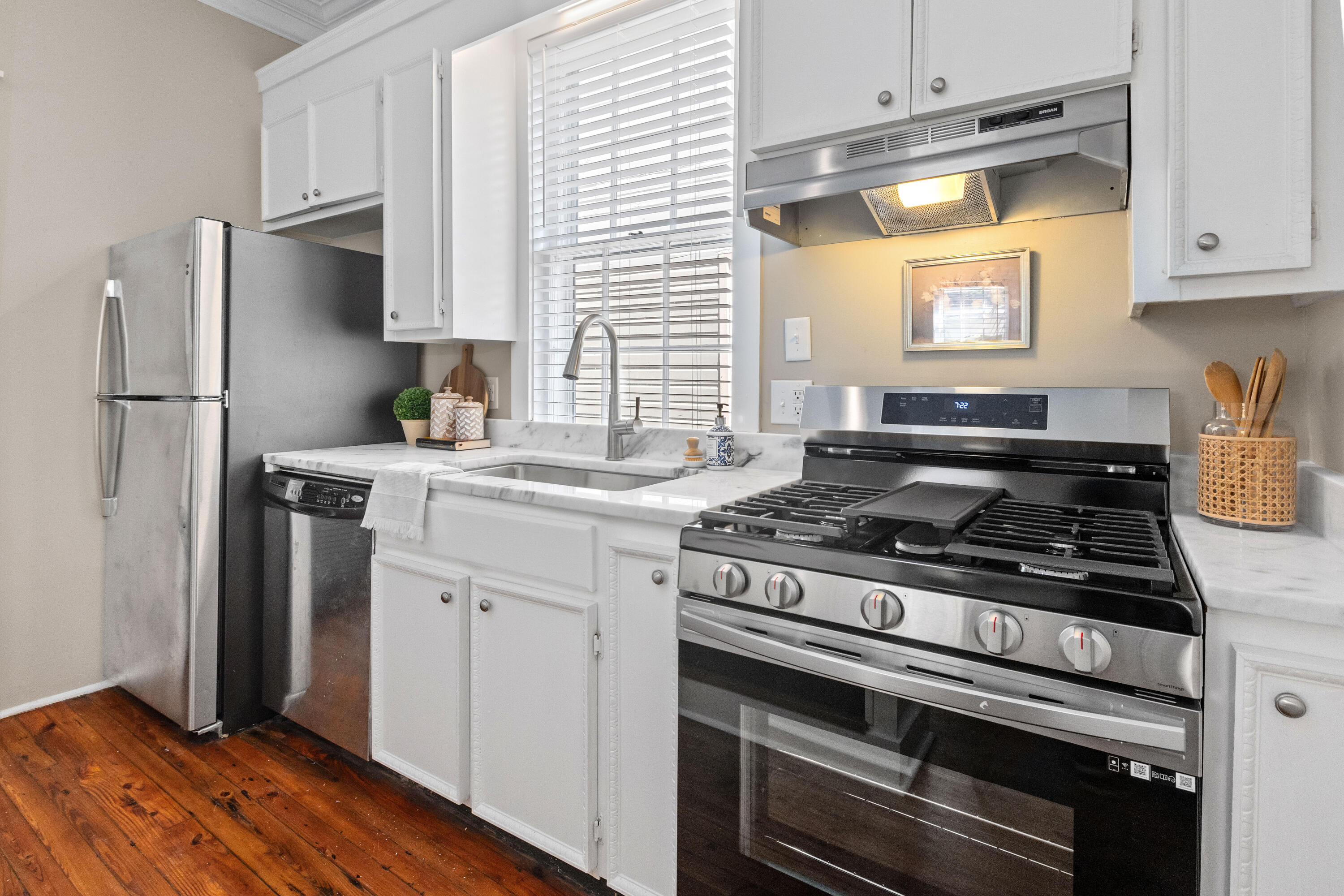 5 1/2 Kracke Street # A