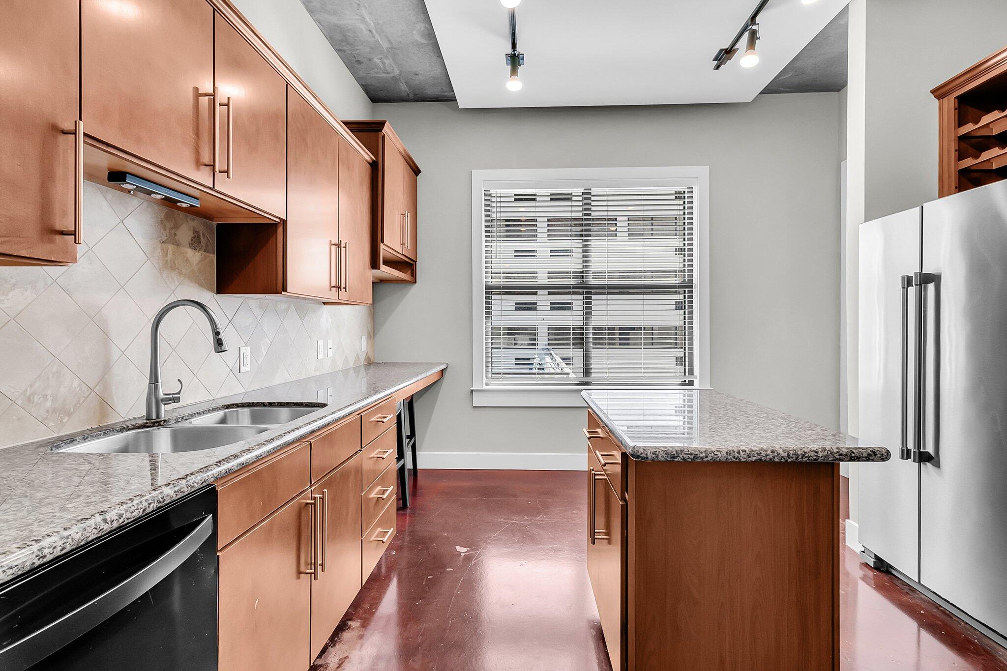 150 Bee Street # 415