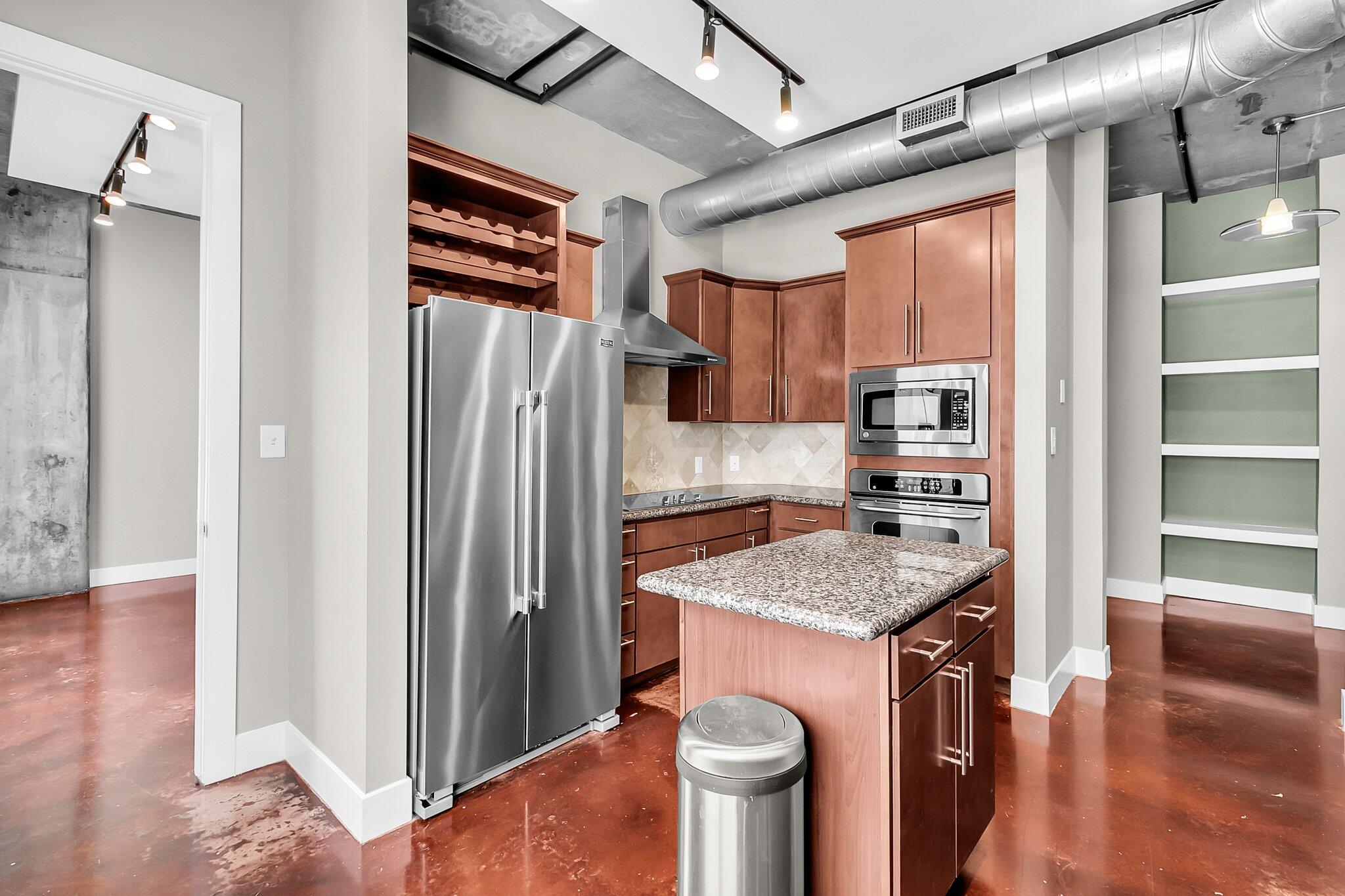 150 Bee Street # 415